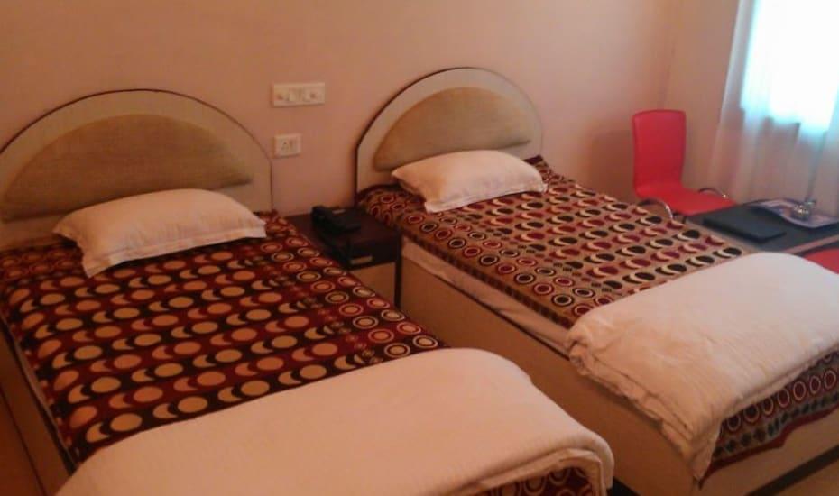 Hotel Garv Residencia Gaya Exterior photo