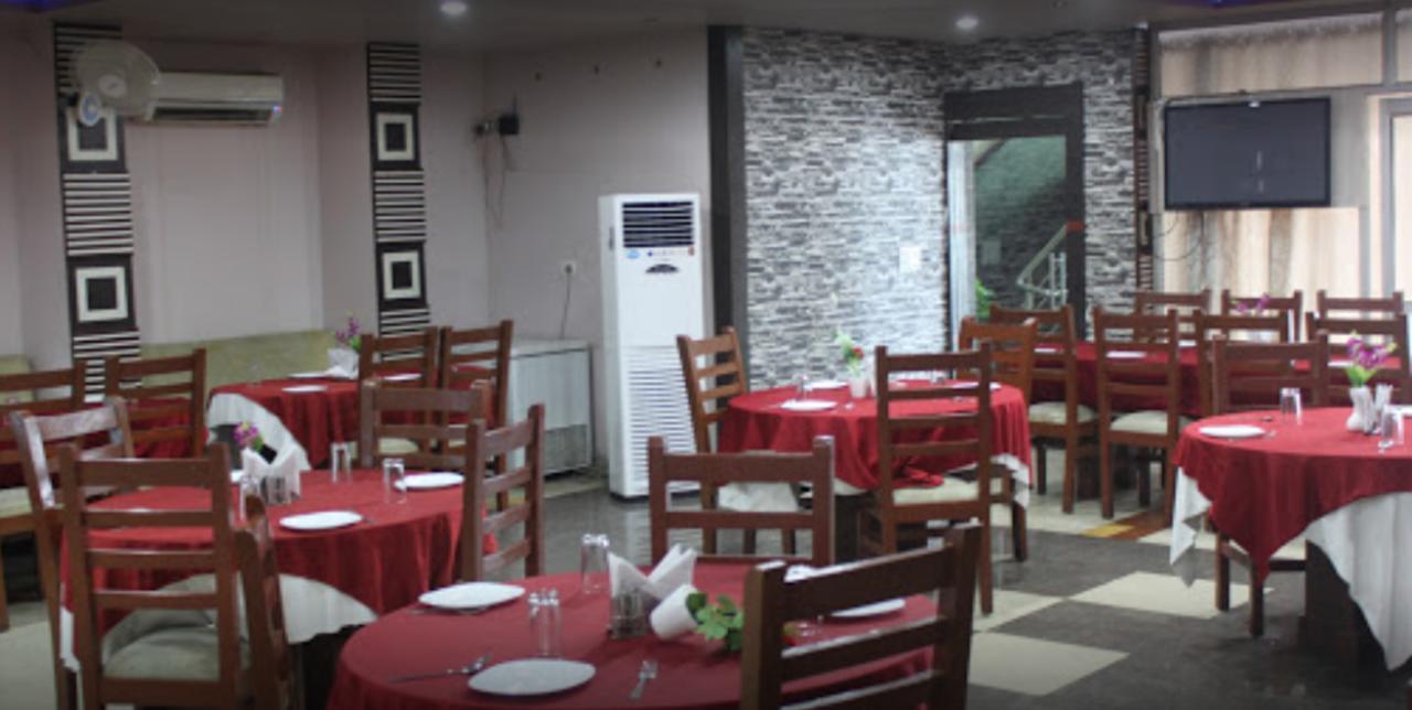 Hotel Garv Residencia Gaya Exterior photo