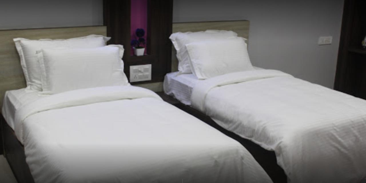 Hotel Garv Residencia Gaya Exterior photo