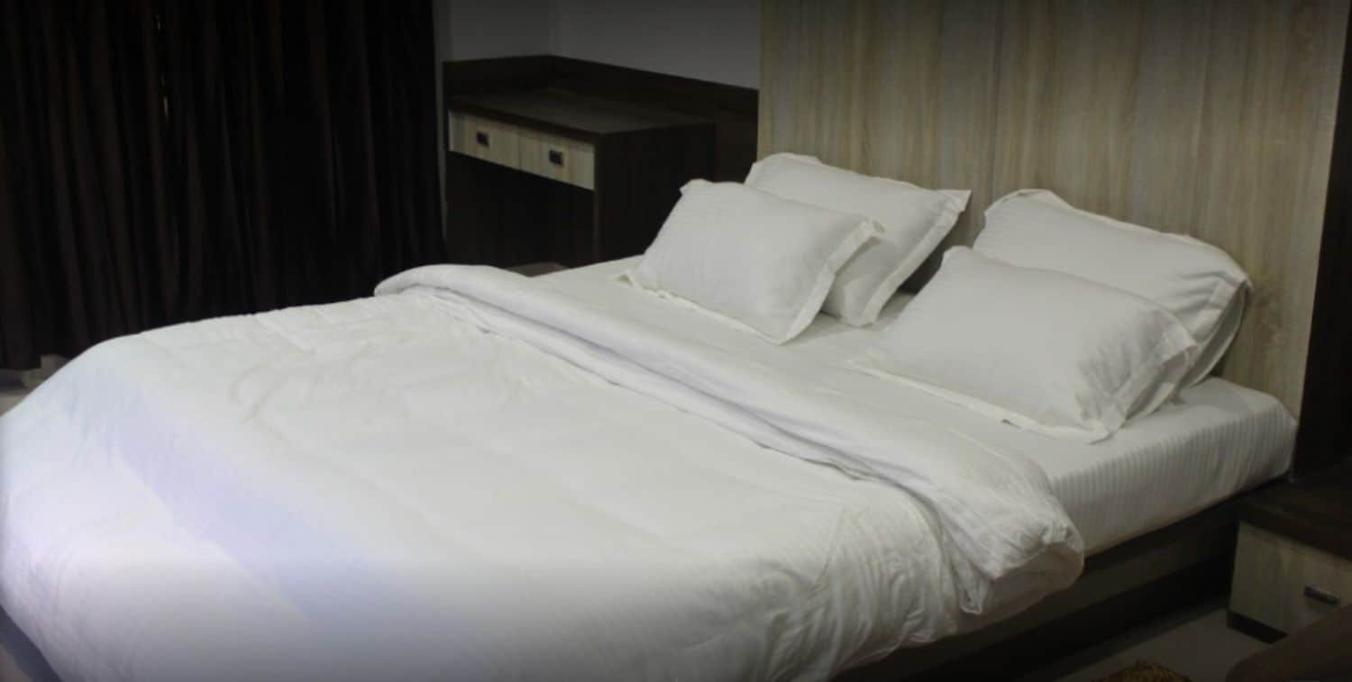 Hotel Garv Residencia Gaya Exterior photo